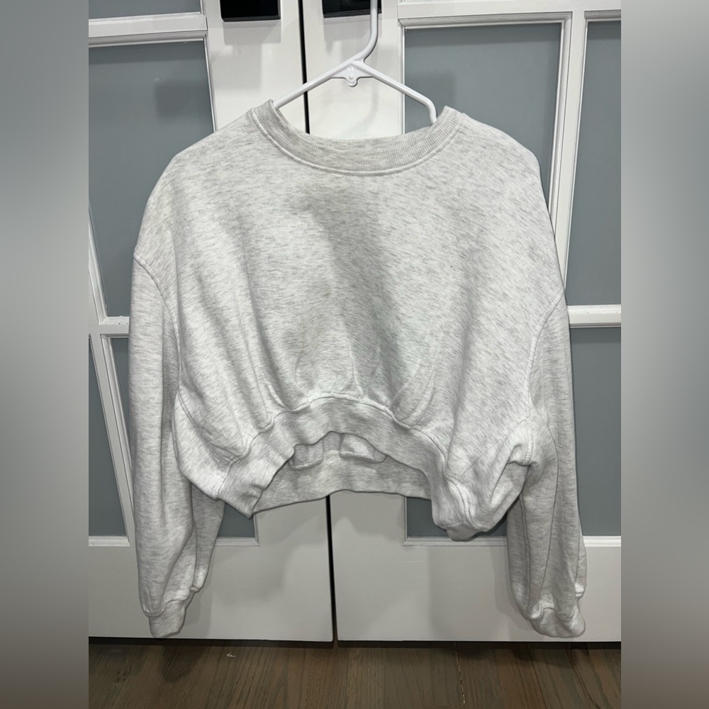 Zara cropped crew neck sweater